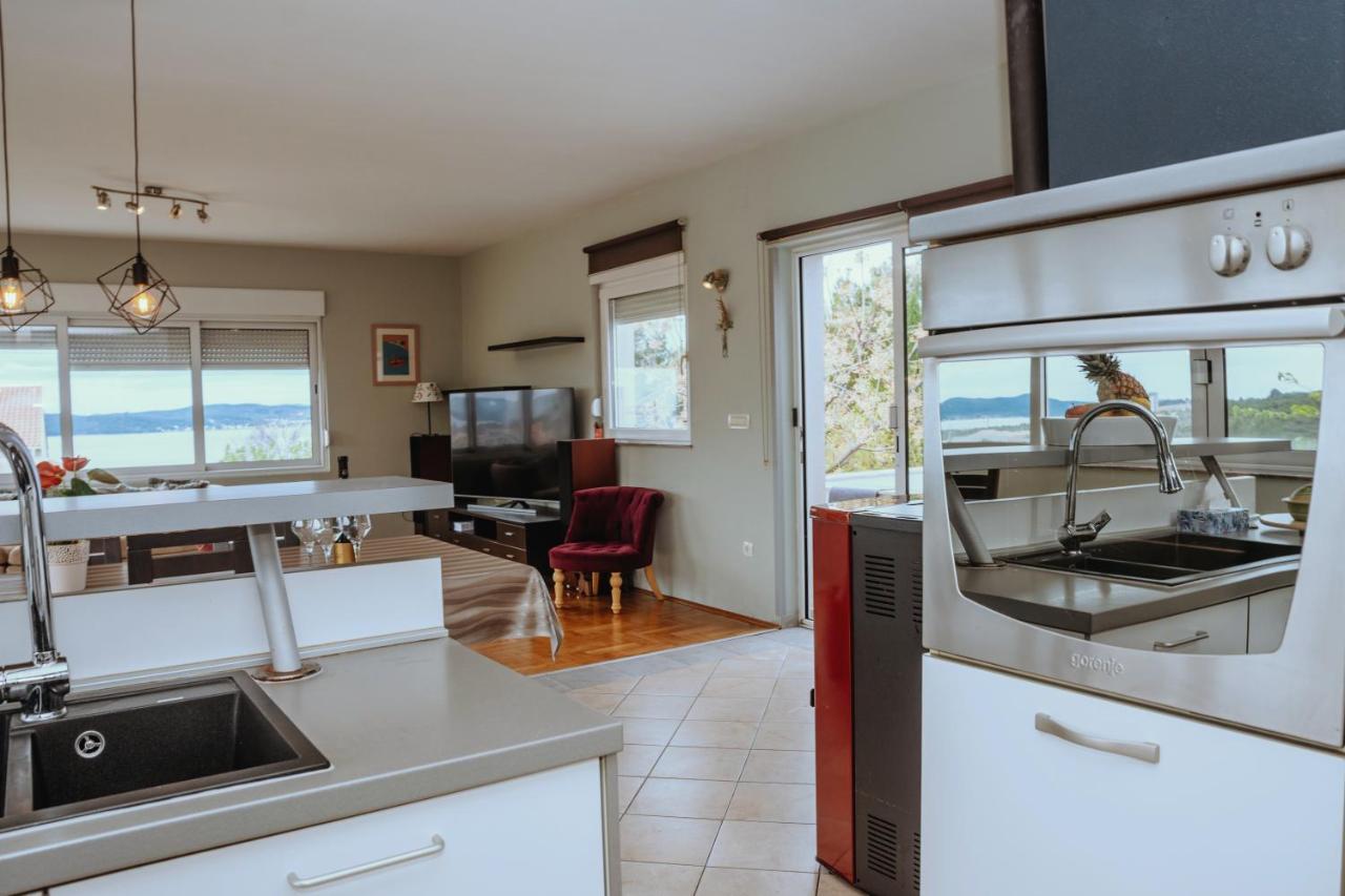 Apartment Villa Anna Zara Esterno foto