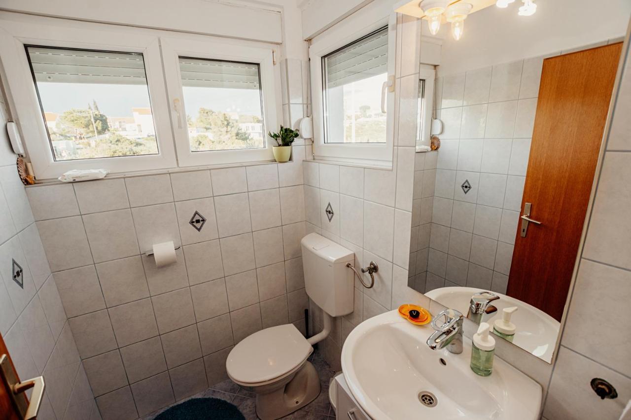Apartment Villa Anna Zara Esterno foto