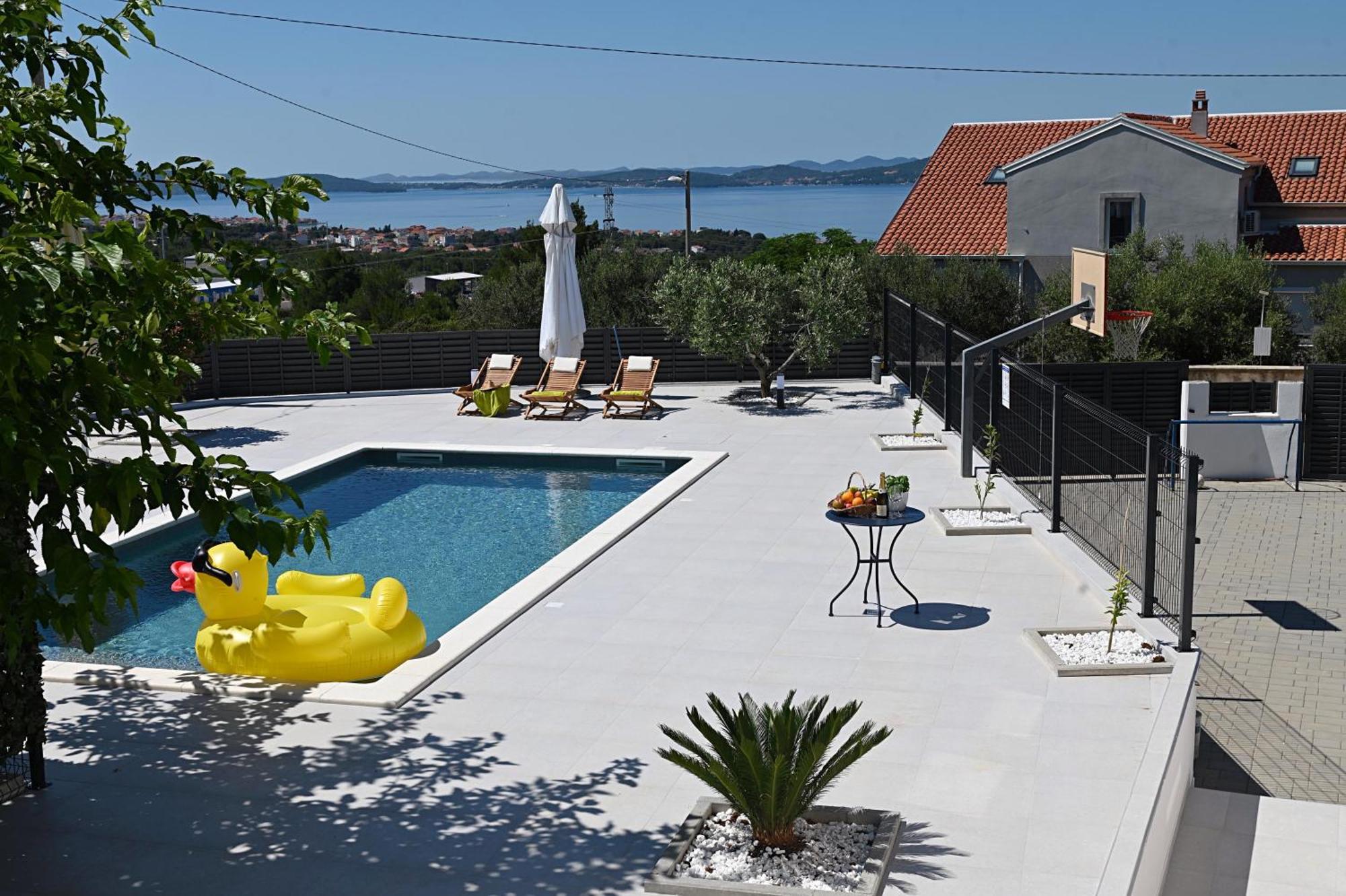 Apartment Villa Anna Zara Esterno foto